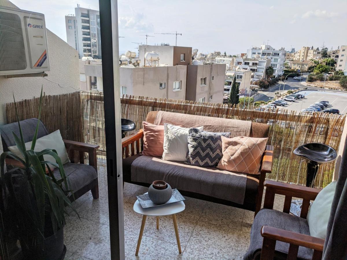 Fantastic 1 Bed Apartment By The Sea Opposite 4 Seasons Limassol Exterior foto