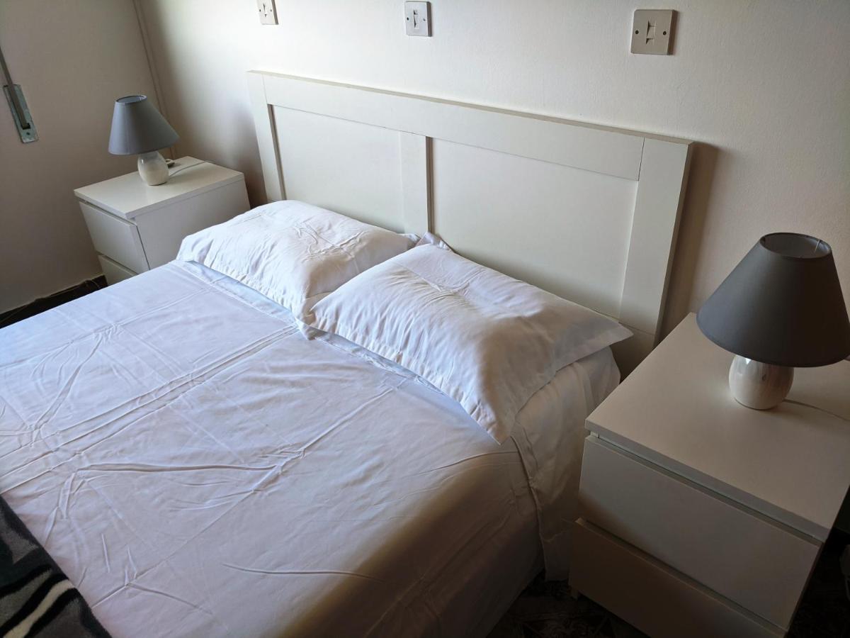 Fantastic 1 Bed Apartment By The Sea Opposite 4 Seasons Limassol Exterior foto