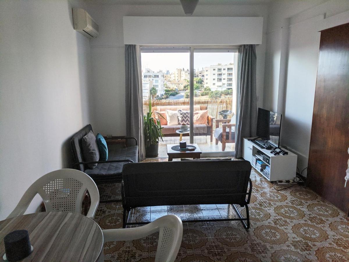 Fantastic 1 Bed Apartment By The Sea Opposite 4 Seasons Limassol Exterior foto